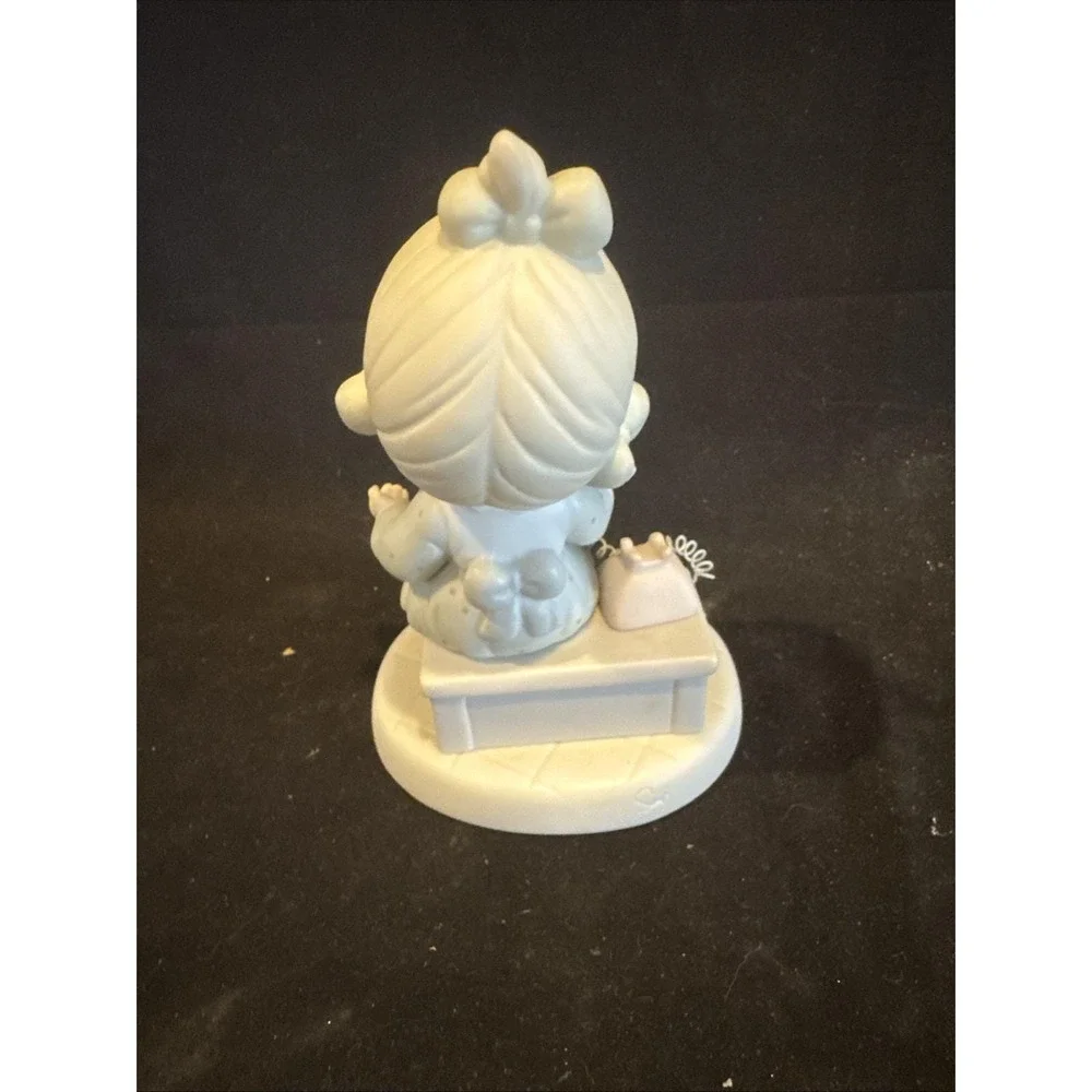 Precious Moments Figurine Tell It To Jesus  521477